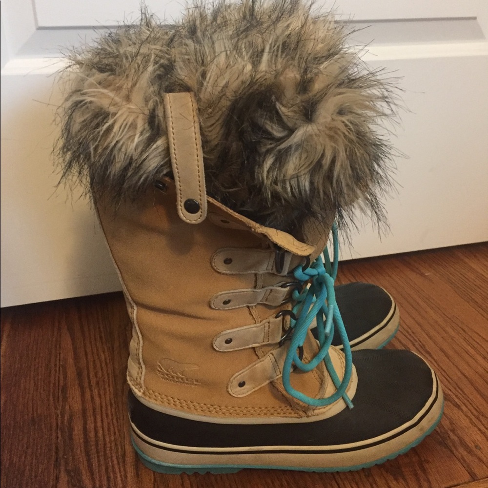 Sorel snow boots